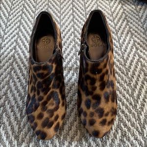 Isola leopard pony hair bootie